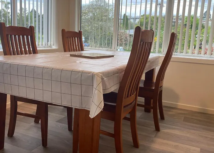 3 Bedroom By The Reserve Vakantiehuis *