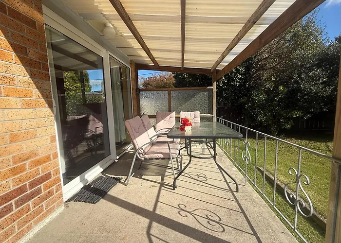 3 Bedroom By The Reserve * Rotorua