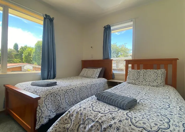 3 Bedroom By The Reserve *